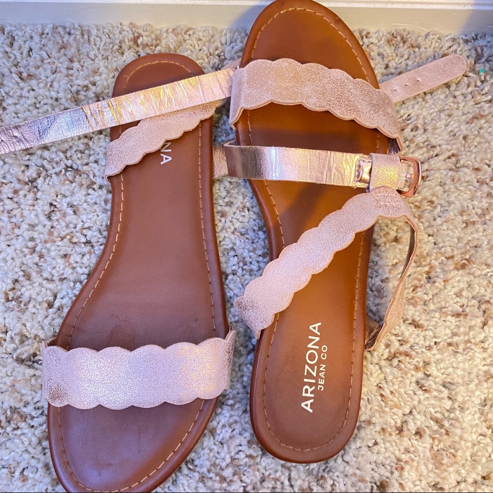 !!ROSE GOLD strapped sandals